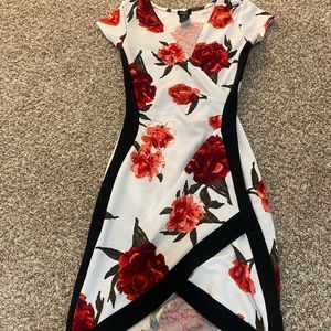 Flowered tight dress